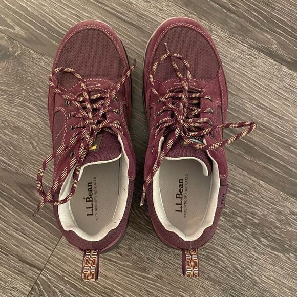 LL Bean Women's Snow Sneakers 4, Low Lace-Up - Picture 7 of 8